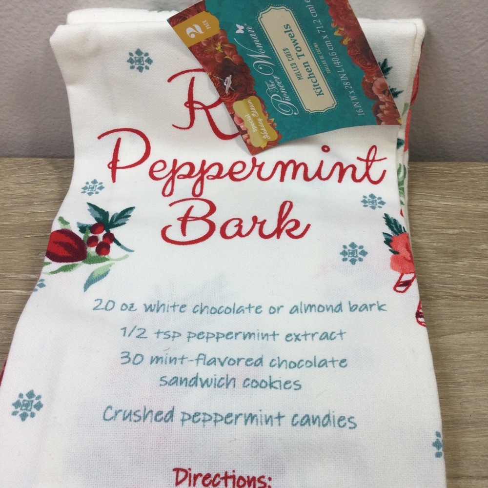 The Pioneer Woman Kitchen Towel Set